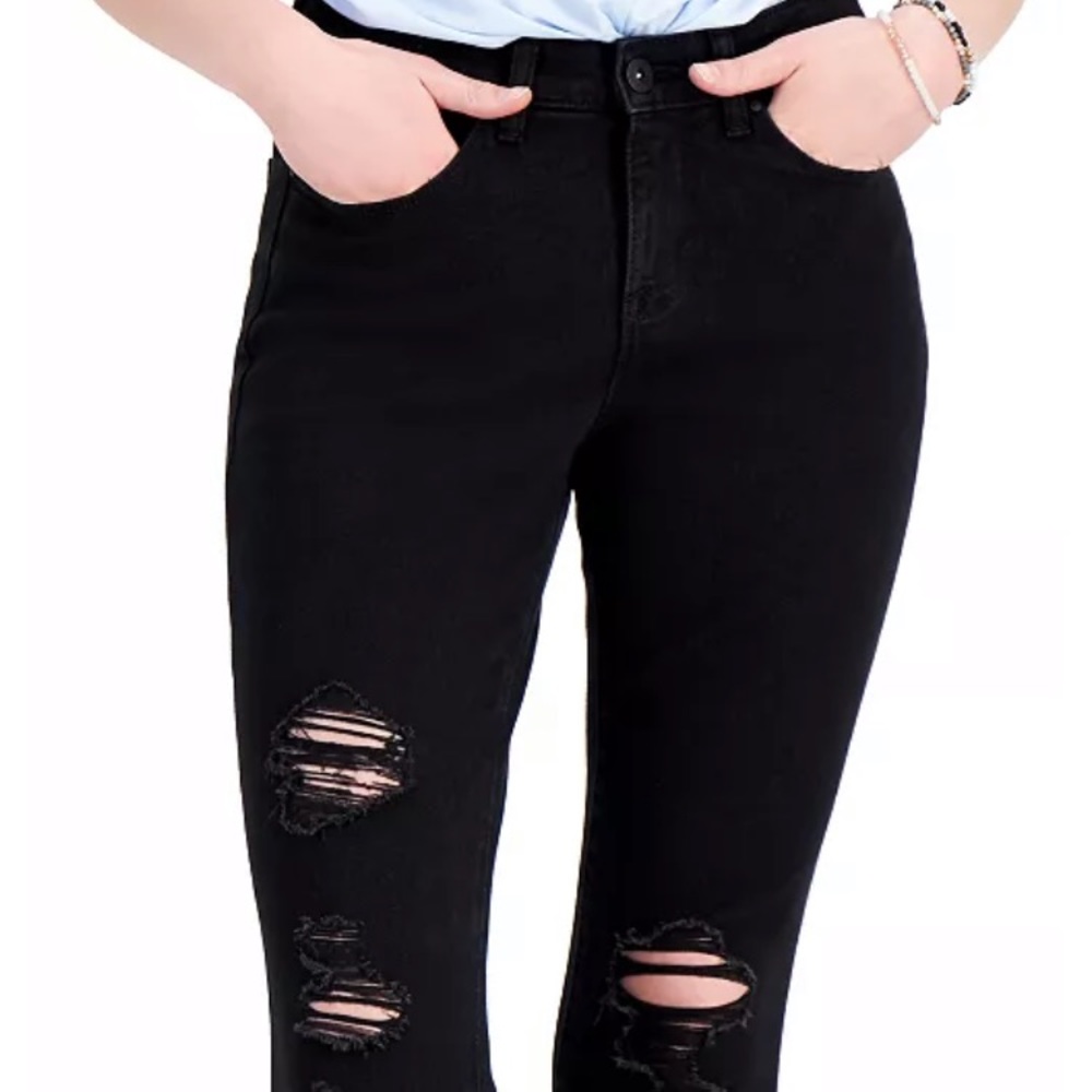 Style & Co - NWT - Distressed Curvy Skinny Leg - Picture 6 of 15